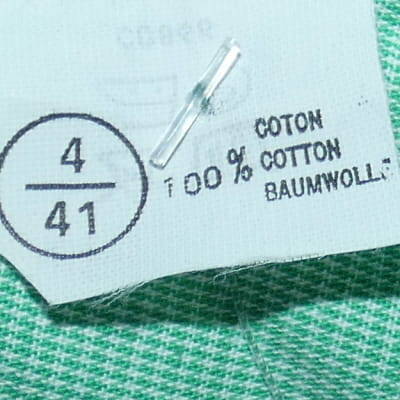 Voir photo 3 de Chemise verte manches courtes - homme - Pierre Cardin - taille 52 Chemise verte manches courtes - homme - Pierre Cardin - taille 52 Très bon état - Vue 3 -
